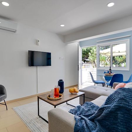 Atlantis Apartments 50M From Makenzy Seafront Larnaka Exterior foto