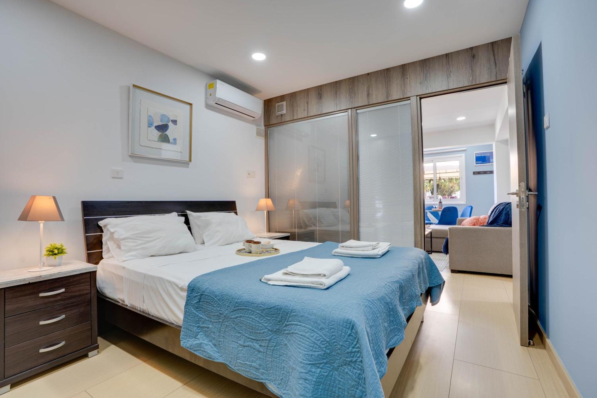 Atlantis Apartments 50M From Makenzy Seafront Larnaka Exterior foto